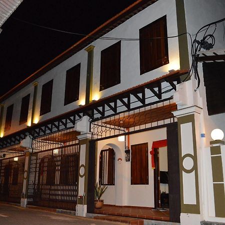 Malacca Jawa Street Townstay מראה חיצוני תמונה