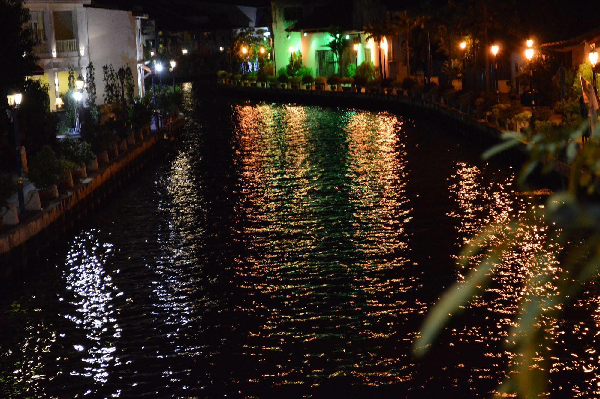 Malacca Jawa Street Townstay מראה חיצוני תמונה